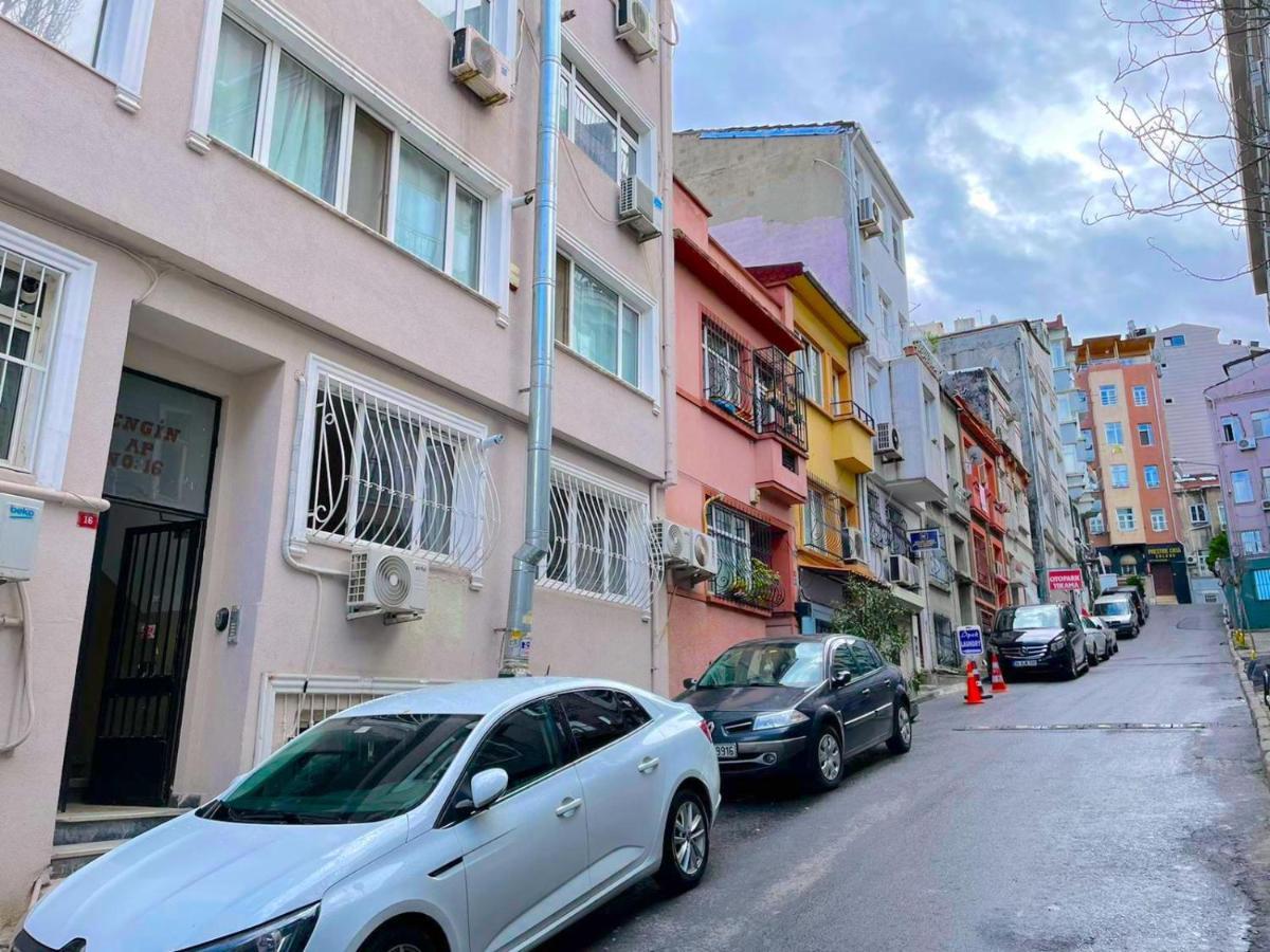 New Modern Flat- By Taksim Square Hotel Истанбул Екстериор снимка